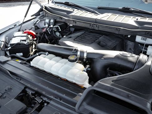 Used 2023 Ford F150 XLT w/ Equipment Group 302A High image 34