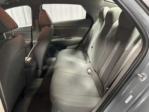 Used 2022 Hyundai Elantra SEL w/ Convenience Package image 21