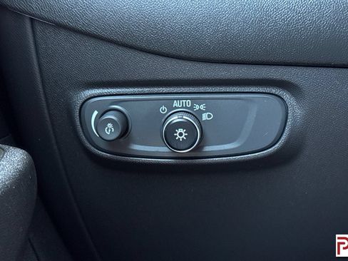 Certified 2023 Chevrolet Equinox LT w/ Driver Convenience Package AWD/4WD image 32