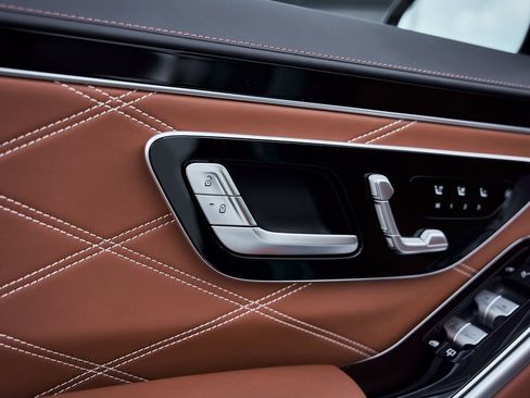 Used 2026 Mercedes-Benz Maybach S 680 4MATIC image 39