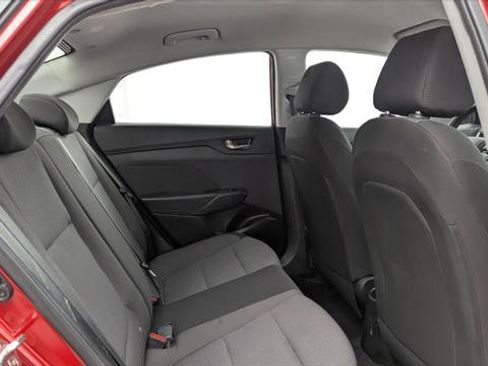 Used 2019 Hyundai Accent SE FWD image 18