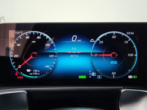Certified 2023 Mercedes-Benz EQB 250+ image 18