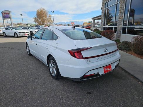 Used 2022 Hyundai Sonata SE image 3
