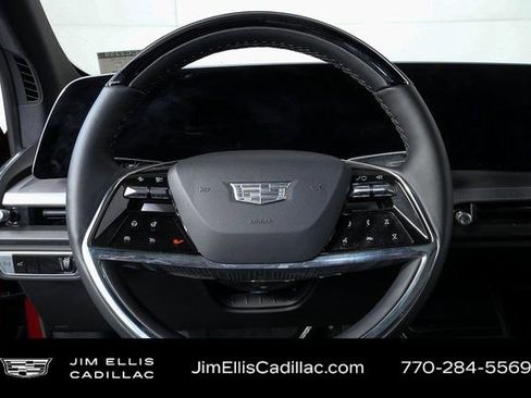 Certified 2026 Cadillac Vistiq Sport w/ LPO, Floor Liner Package image 10