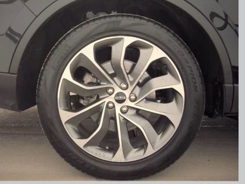 Used 2025 Lincoln Aviator AWD image 22