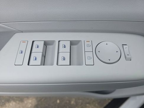 New 2026 Hyundai Kona SEL Sport FWD image 38