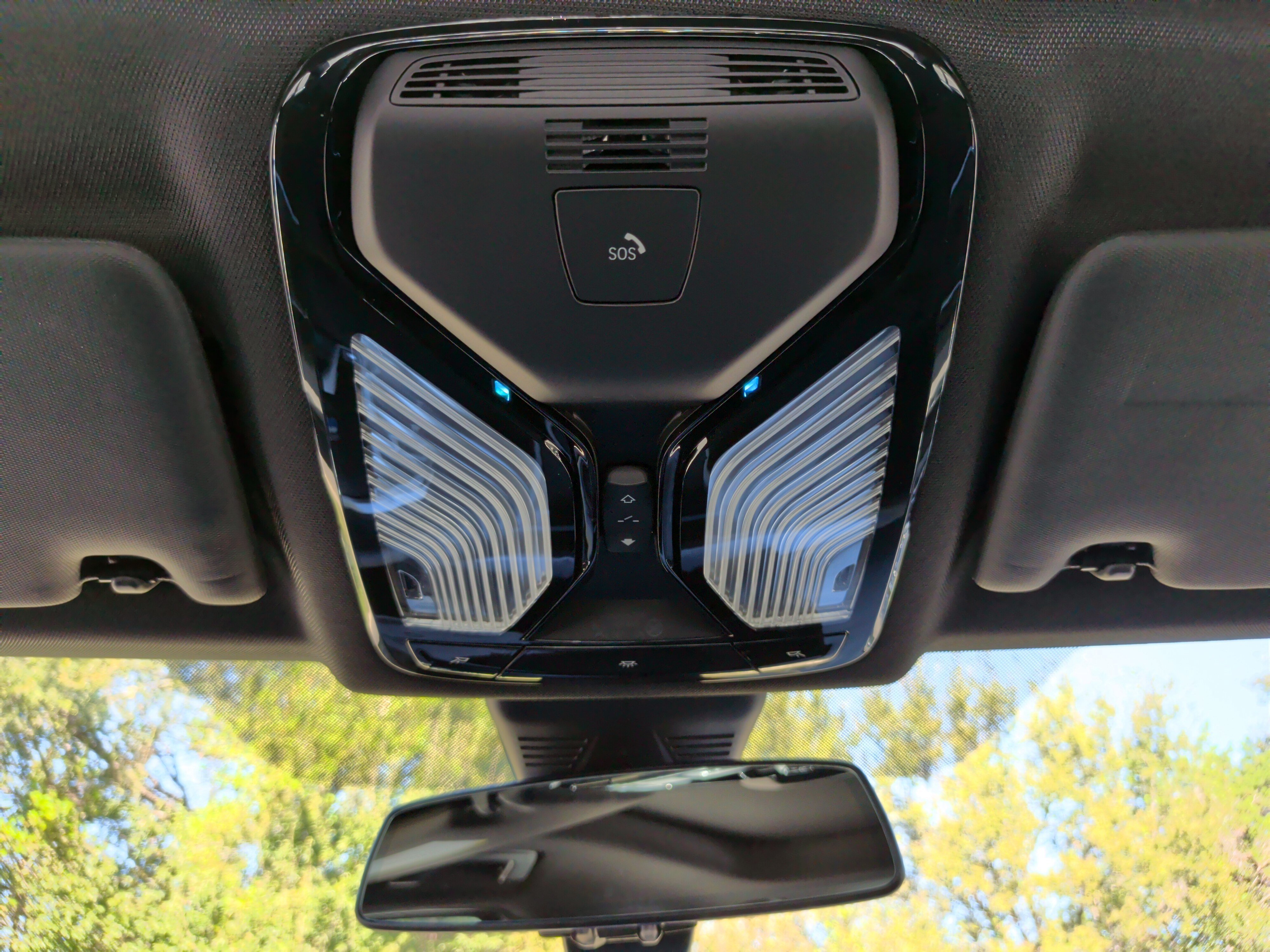 Used 2025 BMW M340i w/ Premium Package RWD image 30