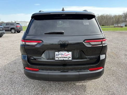 Used 2023 Jeep Grand Cherokee L Limited w/ Luxury Tech Group II AWD/4WD image 23