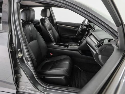Used 2018 Honda Civic EX-L image 29