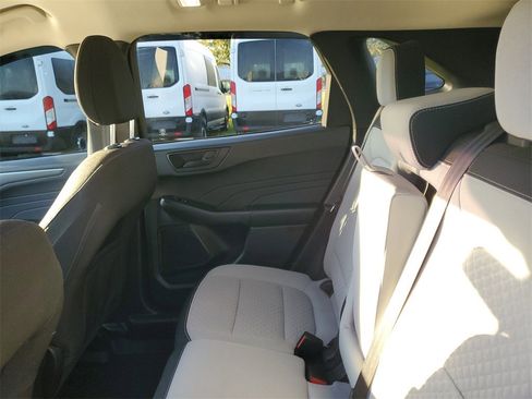 Used 2023 Ford Escape Active image 31