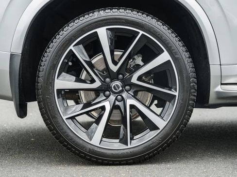 Used 2022 Volvo XC90 T6 Momentum w/ Advanced Package AWD/4WD image 21