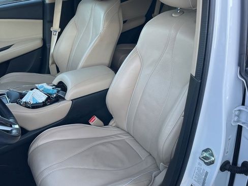 Used 2020 Acura RDX AWD w/ Advance Package image 2