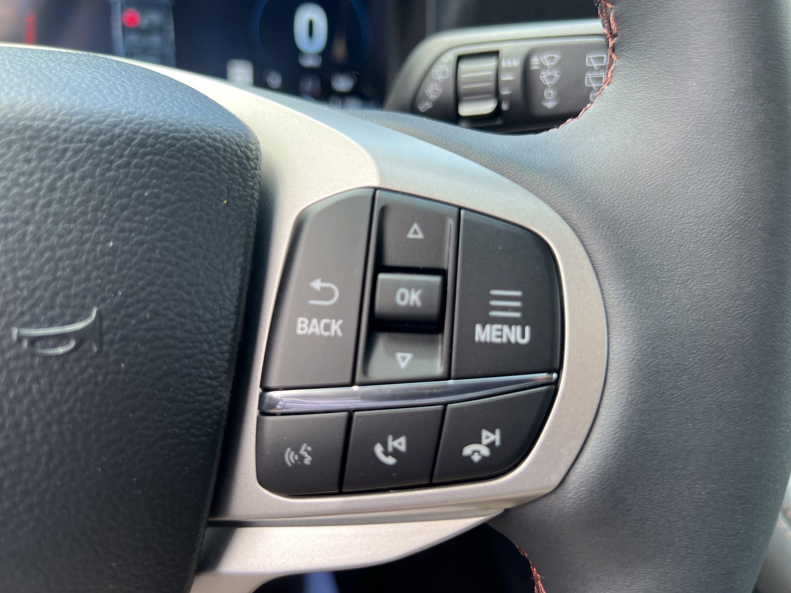 New 2026 Ford Explorer Active AWD/4WD image 23