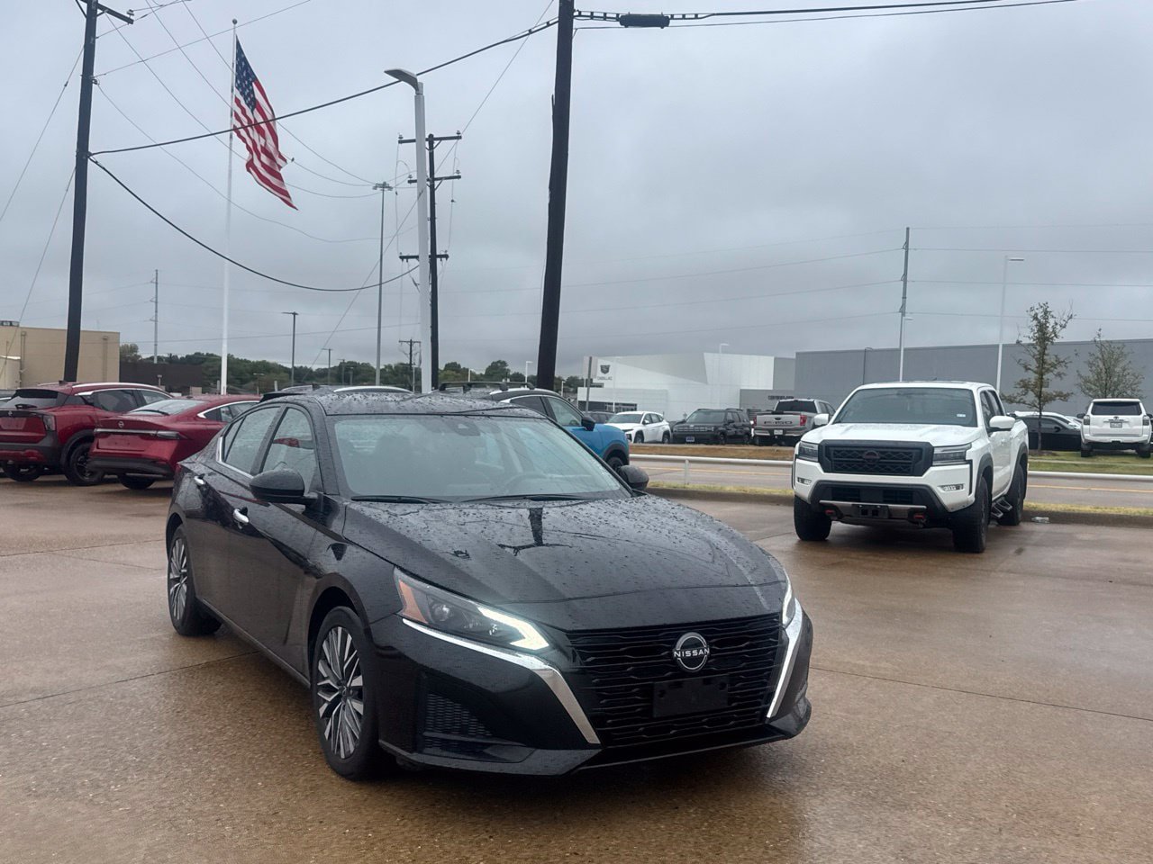 Certified 2023 Nissan Altima 2.5 SV FWD image 2