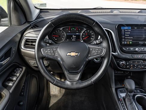 Used 2023 Chevrolet Equinox Premier AWD/4WD image 22