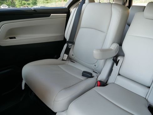Used 2025 Honda Odyssey EX-L image 12