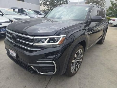Used 2023 Volkswagen Atlas SEL Premium AWD/4WD image 3