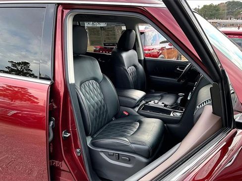 Certified 2024 Nissan Armada Platinum w/ Captain's Chairs Package image 30