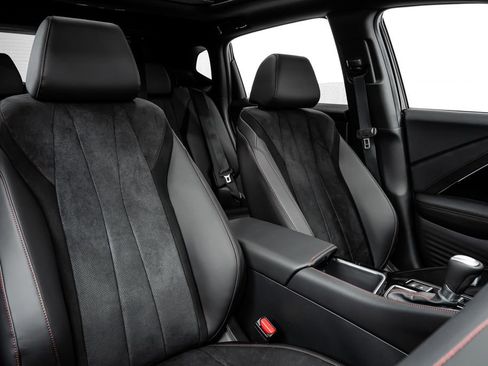 Used 2025 Acura ADX A-Spec image 22