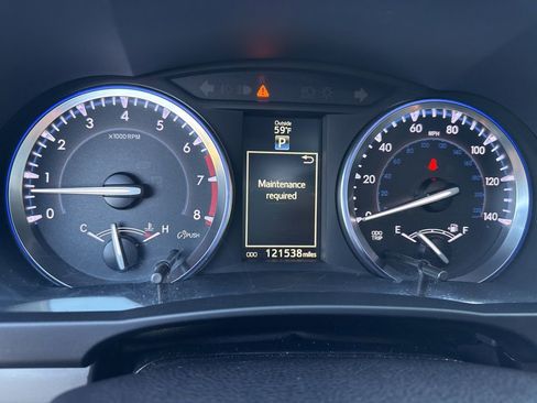 Used 2015 Toyota Highlander XLE image 19