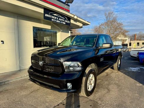 Used 2018 RAM 1500 Express image 2