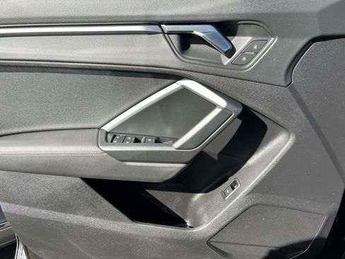 Used 2021 Audi Q3 2.0T Premium w/ Convenience Package image 14