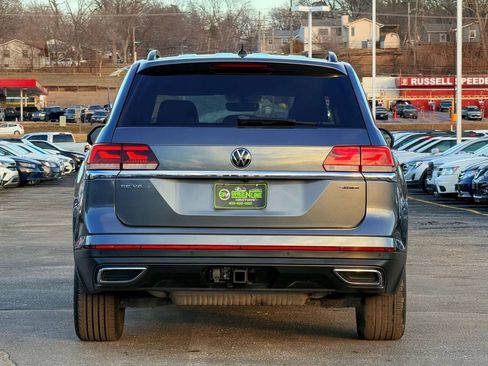 Used 2023 Volkswagen Atlas SE AWD/4WD image 4
