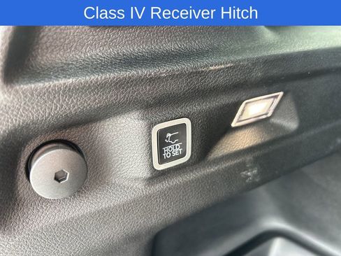 Used 2025 Jeep Grand Cherokee L Altitude image 16