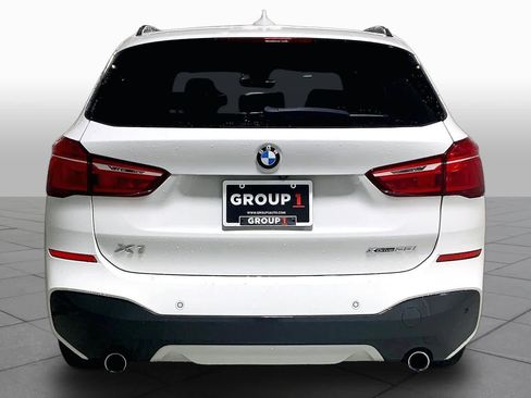 Used 2019 BMW X1 xDrive28i w/ M Sport Package AWD/4WD image 4