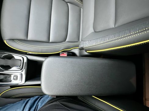 Certified 2025 Chevrolet TrailBlazer ACTIV w/ Convenience Package FWD image 36
