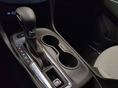 Used 2022 Chevrolet Equinox LS image 26