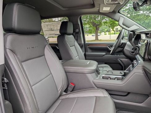 New 2026 GMC Sierra 3500 Denali w/ Denali Reserve Package AWD/4WD image 31