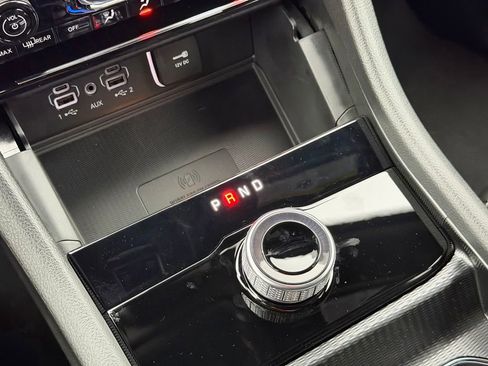 New 2025 Jeep Grand Cherokee Altitude image 19