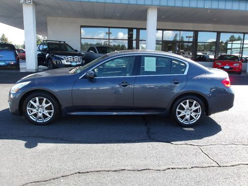 Used 2012 INFINITI G37 x Sedan w/ Premium Pkg AWD/4WD image 2