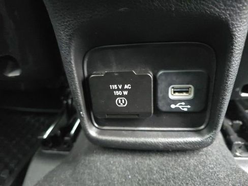 Used 2020 Jeep Compass Latitude w/ Popular Equipment Group AWD/4WD image 15