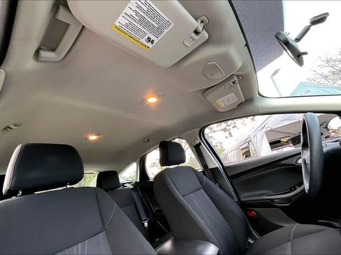 Used 2016 Ford Focus SE image 13