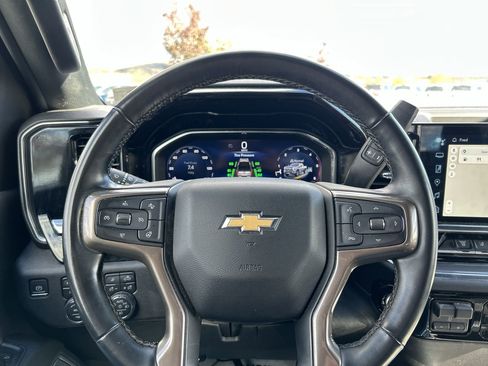Used 2024 Chevrolet Silverado 3500 High Country w/ Technology Package image 26