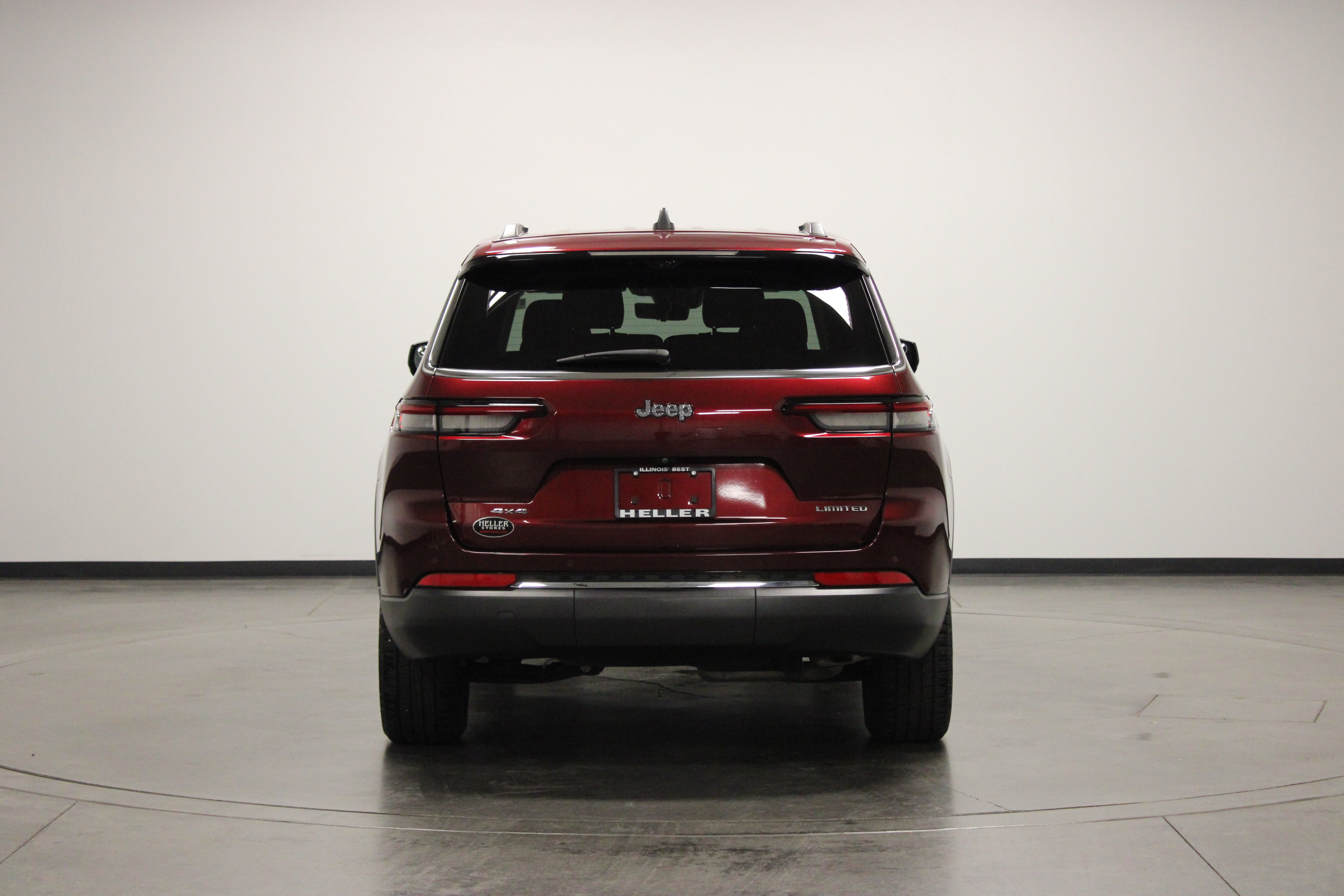 Used 2023 Jeep Grand Cherokee L Limited w/ Luxury Tech Group II AWD/4WD image 7