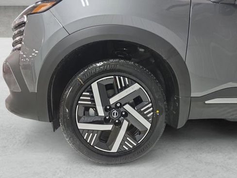 New 2026 Nissan Kicks SV image 23