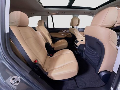 New 2026 Mercedes-Benz GLS 450 4MATIC image 31