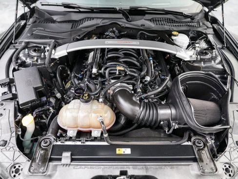 Used 2019 Ford Mustang Shelby GT350 w/ Technology Package image 34