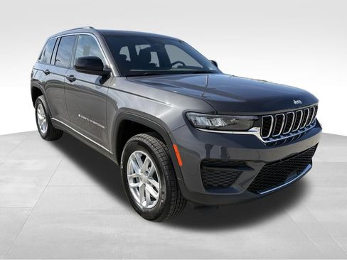 New 2025 Jeep Grand Cherokee Laredo X AWD/4WD image 3