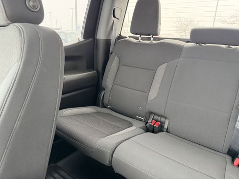 Used 2021 Chevrolet Silverado 1500 LT image 12