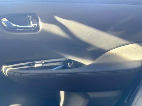 Certified 2024 Nissan Leaf SV Plus image 14