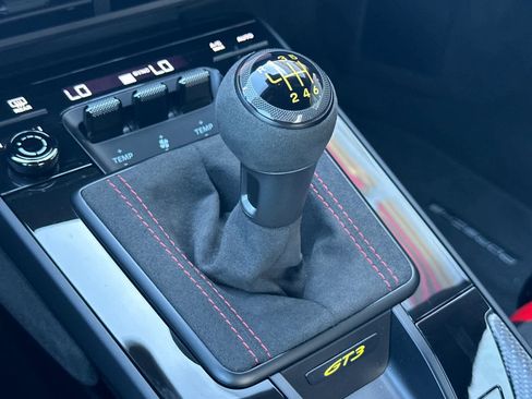 Certified 2025 Porsche 911 GT3 RWD image 19