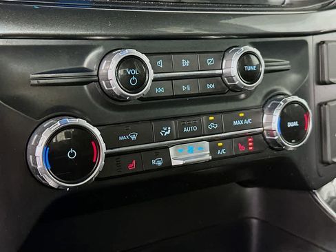 Used 2022 Ford F150 XLT w/ Equipment Group 302A High image 18