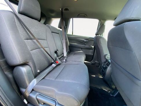 Used 2021 Honda Passport Sport image 14