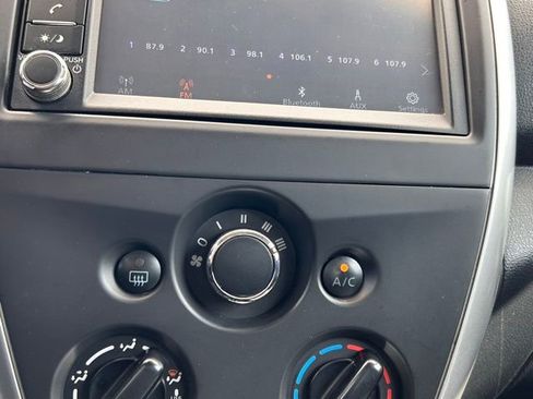 Used 2018 Nissan Versa SV image 27