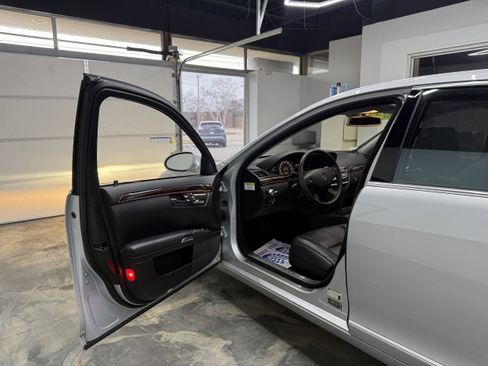 Used 2007 Mercedes-Benz S 550 Base image 7