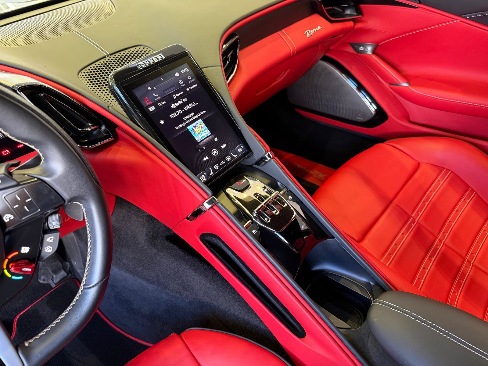 Used 2022 Ferrari Roma RWD image 41